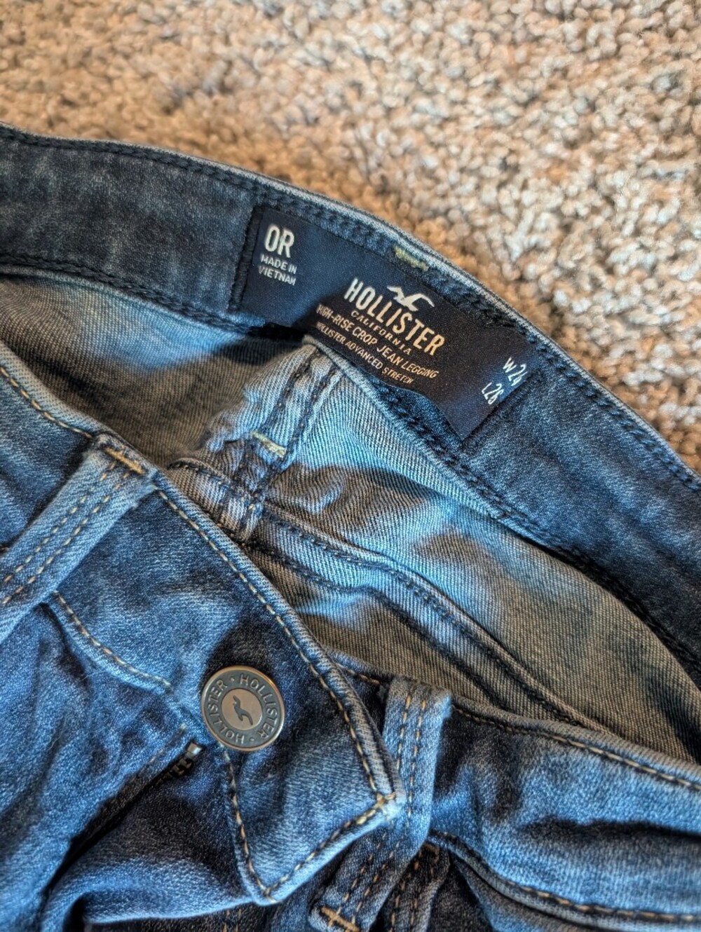 Hollister Women's Ripped Medium Blue Skinny Jeans - Picture 2 of 4